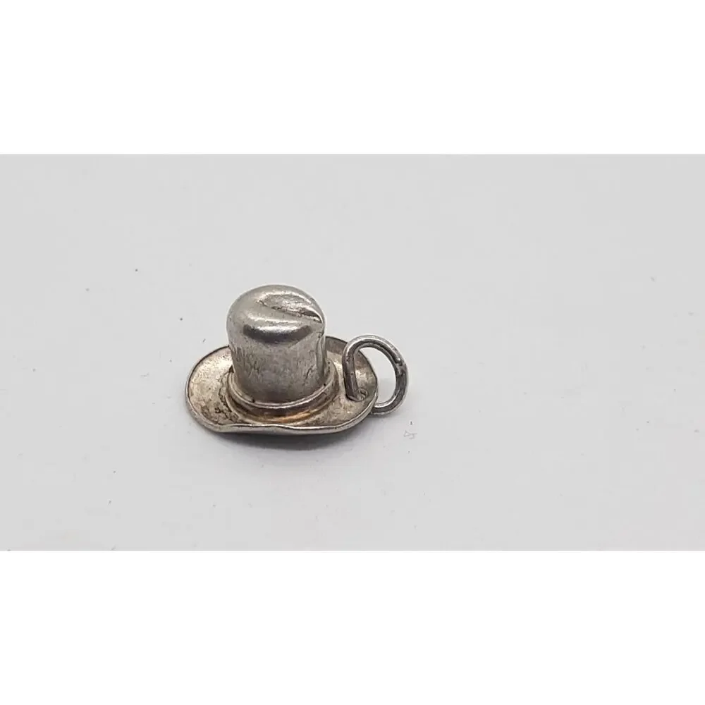 Vintage Charm Tall Top Hat Western Cowboy Groom 925 Sterling Silver Pendant